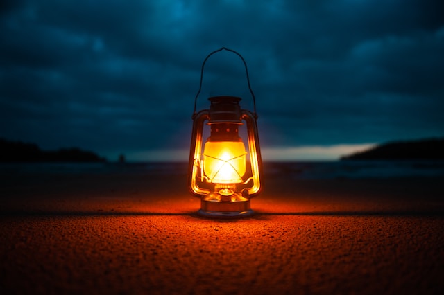 Lamp Burning – Shyju Mathew Lyrics